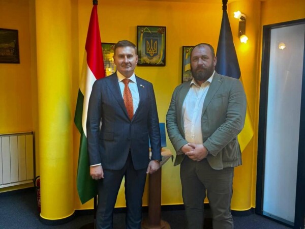Дружні візити до посольств України та Молдови в Угорщині